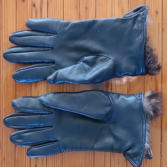 VINTAGE GLOVES GROUP OF FIVE - Picture 8 of 15